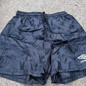 Boys Umbro Soccer Shorts Size XS
